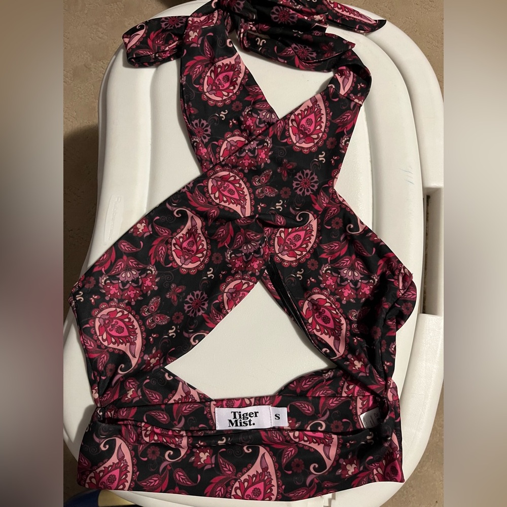 Tiger Mist Floral Cross top